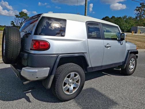 2007 Toyota FJ Cruiser Base