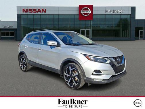 2022 Nissan Rogue Sport SL