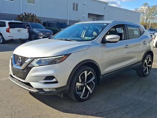 2022 Nissan Rogue Sport SL