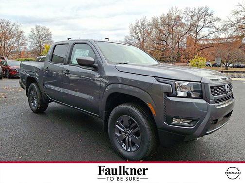 2025 Nissan Frontier SV