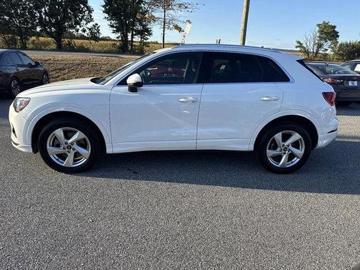 2021 Audi Q3 40 Premium