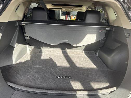 2013 Nissan Rogue SV w/SL Pkg