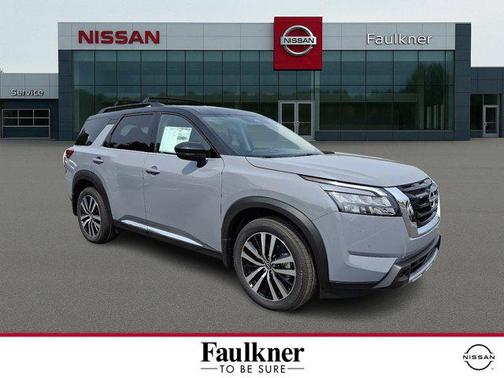 2025 Nissan Pathfinder Platinum 4WD