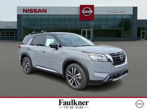 2025 Nissan Pathfinder Platinum 4WD