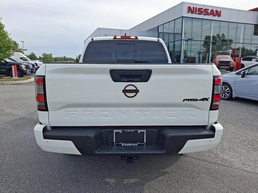 2024 Nissan Frontier PRO-4X