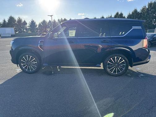 2025 Nissan Armada Platinum Reserve 4WD