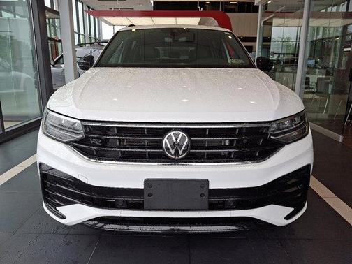 2022 Volkswagen Tiguan 2.0T SE R-Line Black 4MOTION