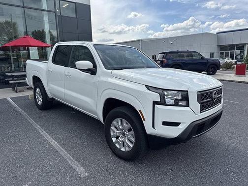 2022 Nissan Frontier SV