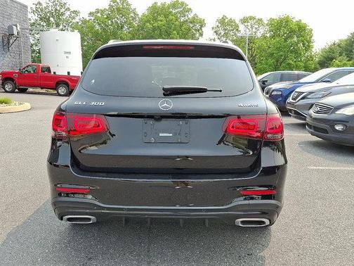 2021 Mercedes-Benz GLC 300 4MATIC