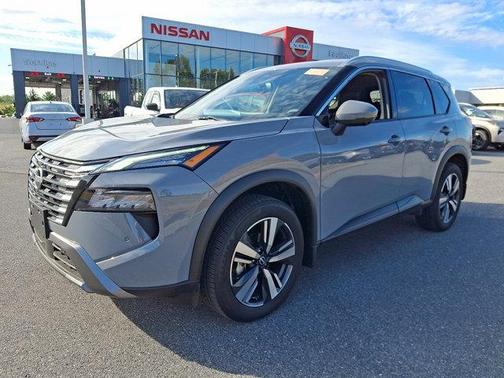2024 Nissan Rogue SL