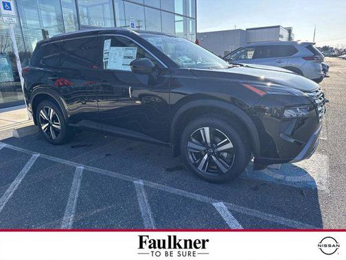 2025 Nissan Rogue SL