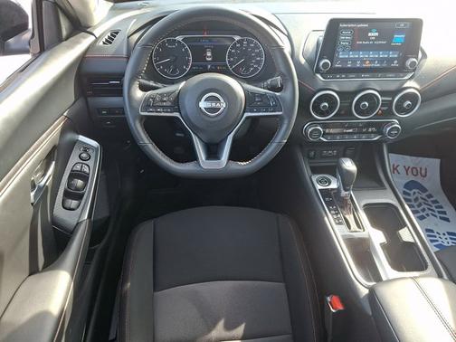 2t Gry Blk Roof 2024 Nissan Sentra SR