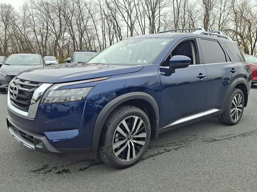 2025 Nissan Pathfinder Platinum 4WD