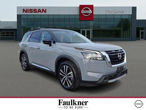 2025 Nissan Pathfinder Platinum 4WD