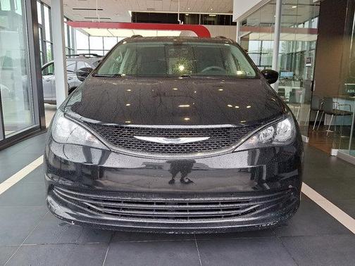 2017 Chrysler Pacifica LX