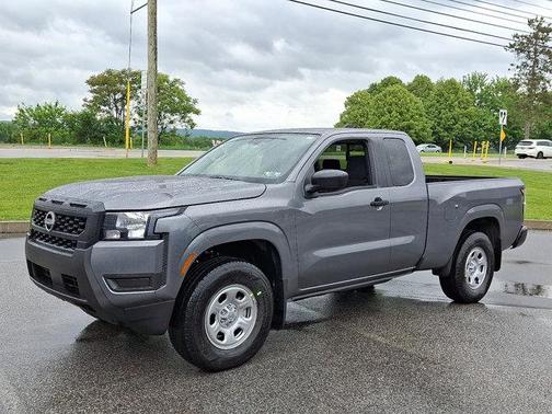 2025 Nissan Frontier S
