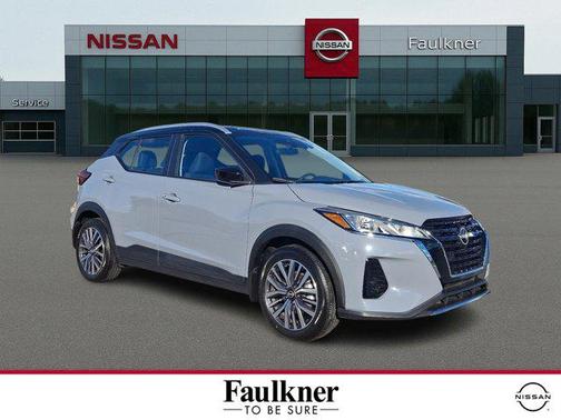 2023 Nissan Kicks SV