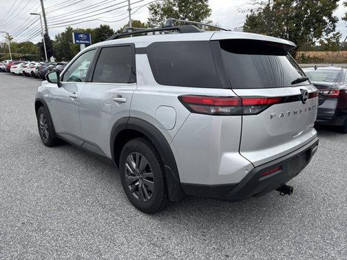 2023 Nissan Pathfinder SV 4WD