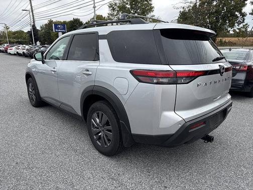 2023 Nissan Pathfinder SV 4WD