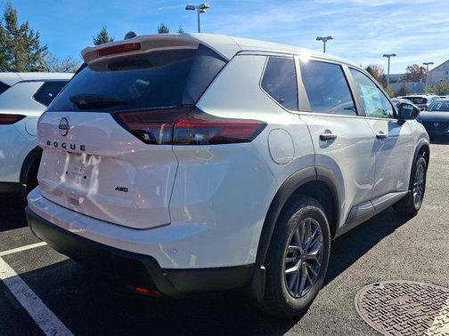 2025 Nissan Rogue S