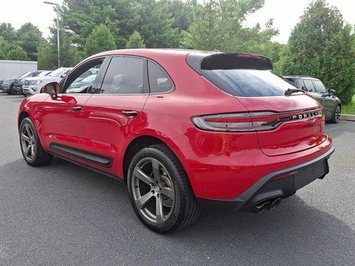 2024 Porsche Macan Base