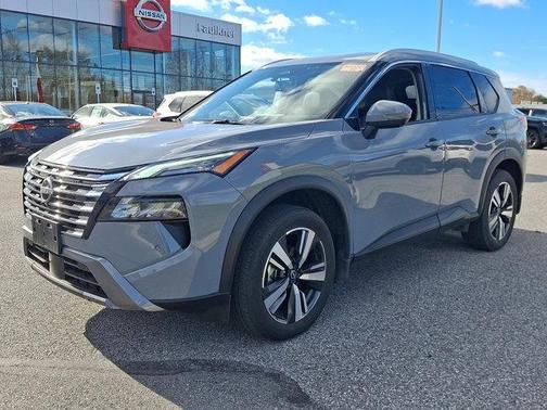 2025 Nissan Rogue SL