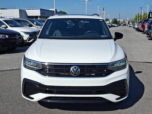 2022 Volkswagen Tiguan 2.0T SE R-Line Black 4MOTION