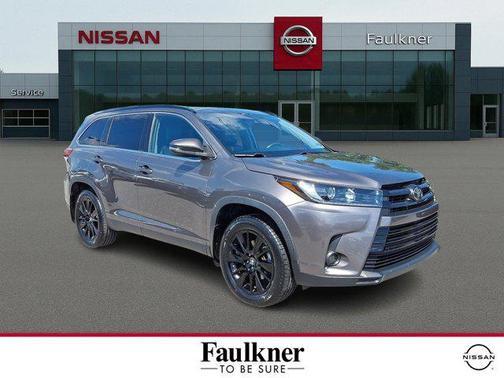 2019 Toyota Highlander SE