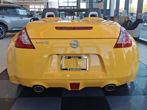 2017 Nissan 370Z Touring