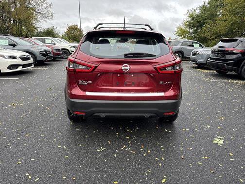 2022 Nissan Rogue Sport SL