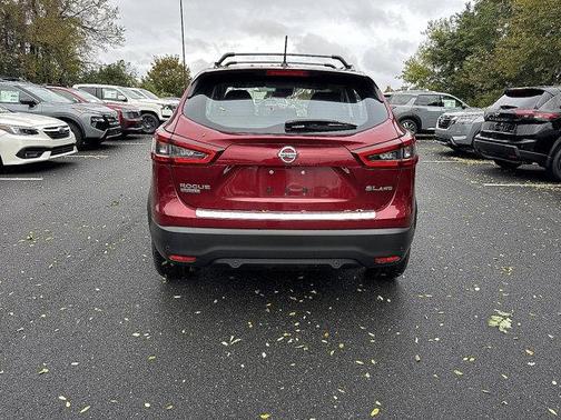 2022 Nissan Rogue Sport SL