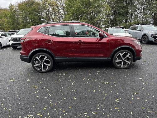 2022 Nissan Rogue Sport SL