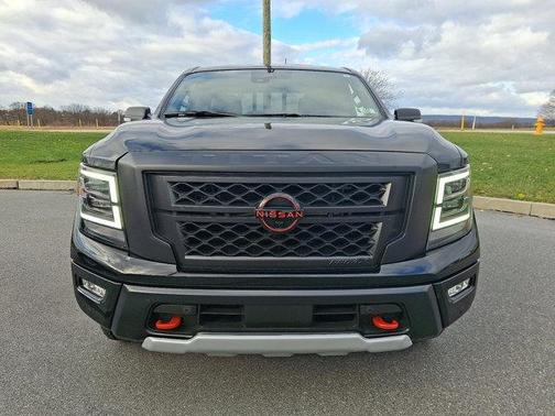 2024 Nissan Titan PRO-4X