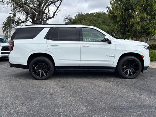 2022 Chevrolet Tahoe 4WD RST