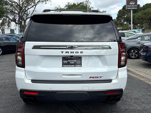 2022 Chevrolet Tahoe 4WD RST