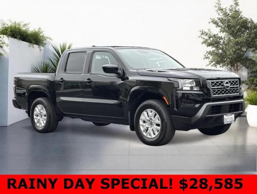 2023 Nissan Frontier SV