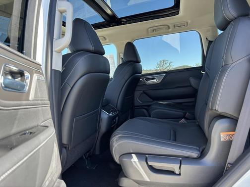 2026 INFINITI QX80 PURE AWD