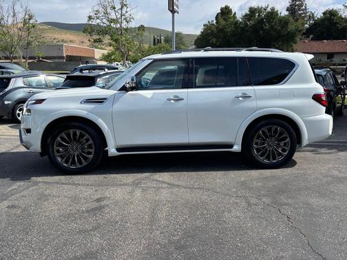 2023 Nissan Armada Platinum 2WD