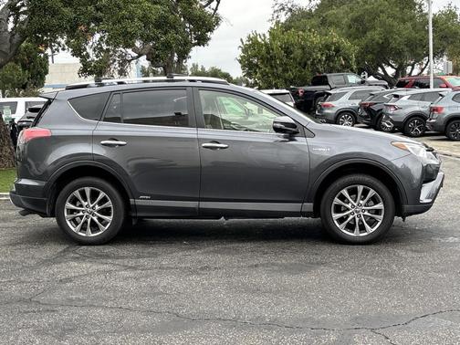 2016 Toyota RAV4 Hybrid SE