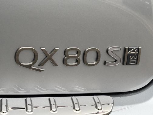 2026 INFINITI QX80 SENSORY AWD