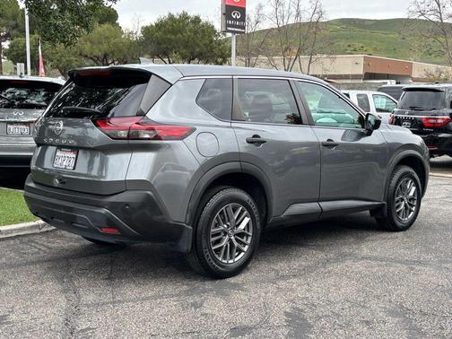2021 Nissan Rogue S
