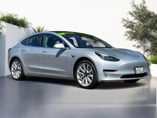 Silver Metallic 2018 Tesla Model 3 Long Range