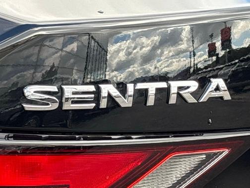 Super Black 2023 Nissan Sentra SV