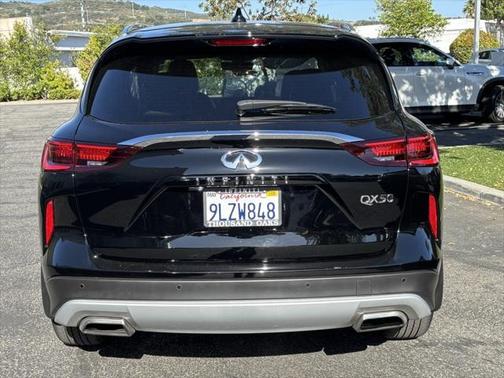 2024 INFINITI QX50 LUXE