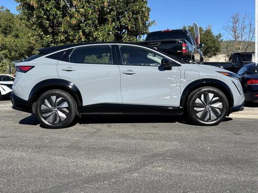 2024 Nissan ARIYA ENGAGE