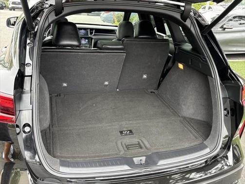 2022 INFINITI QX50 LUXE