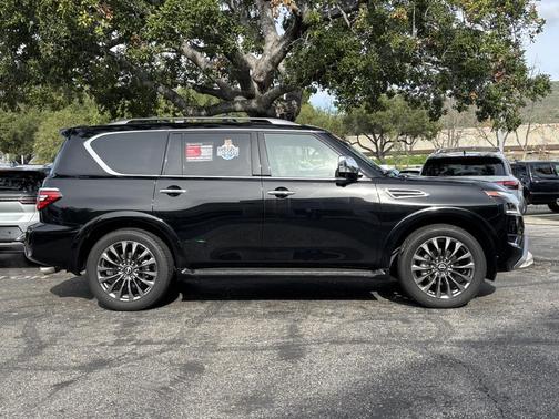 2023 Nissan Armada Platinum 4WD