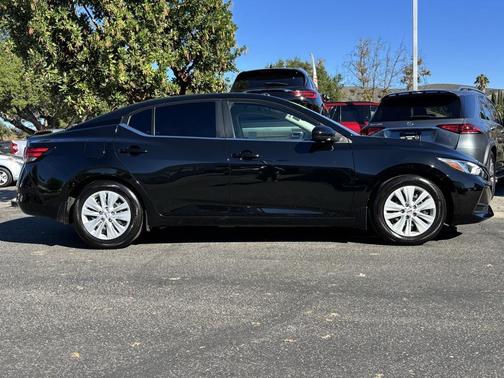 2022 Nissan Sentra S