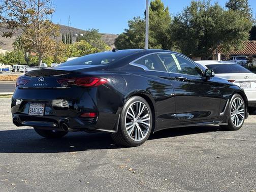 2017 INFINITI Q60 3.0T Premium