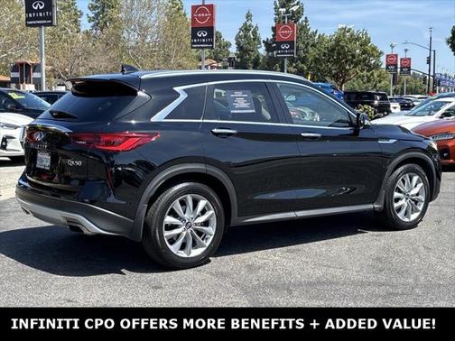 2022 INFINITI QX50 LUXE